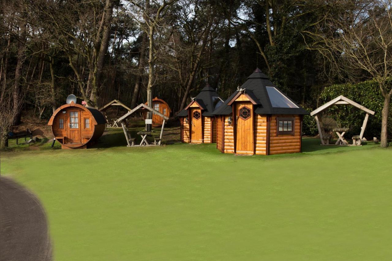 Отель Costa Kabrita Huijbergen Экстерьер фото
