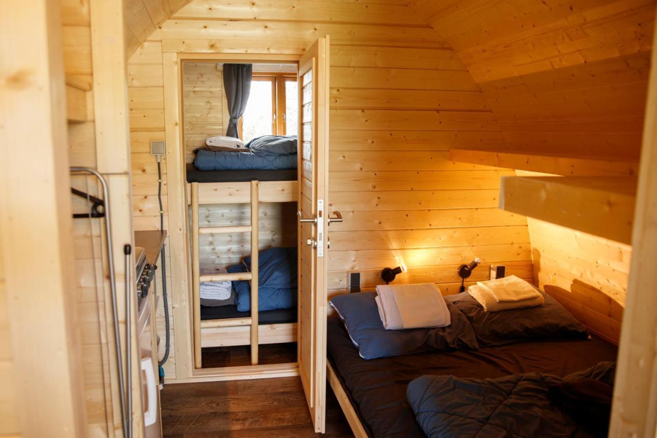Отель Costa Kabrita Huijbergen Экстерьер фото