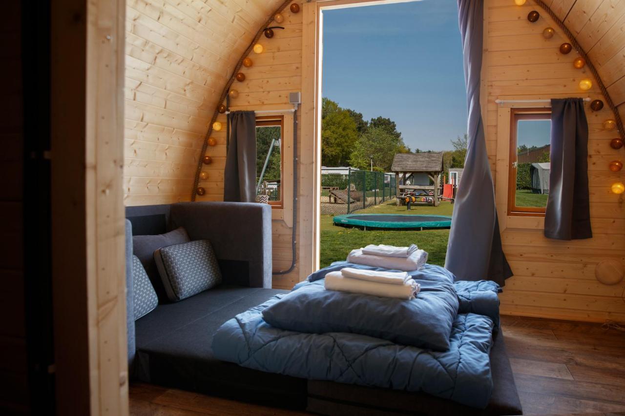 Отель Costa Kabrita Huijbergen Экстерьер фото